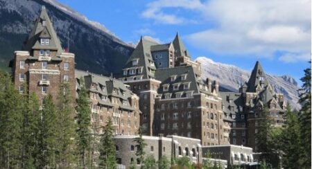 UrVenue Debuts Cutting-Edge PXMS Product Suite at Fairmont Banff Springs Article Image